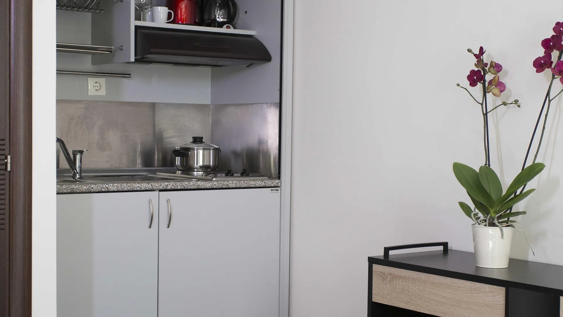 Polis Apartments Θεσσαλονίκη 0*,