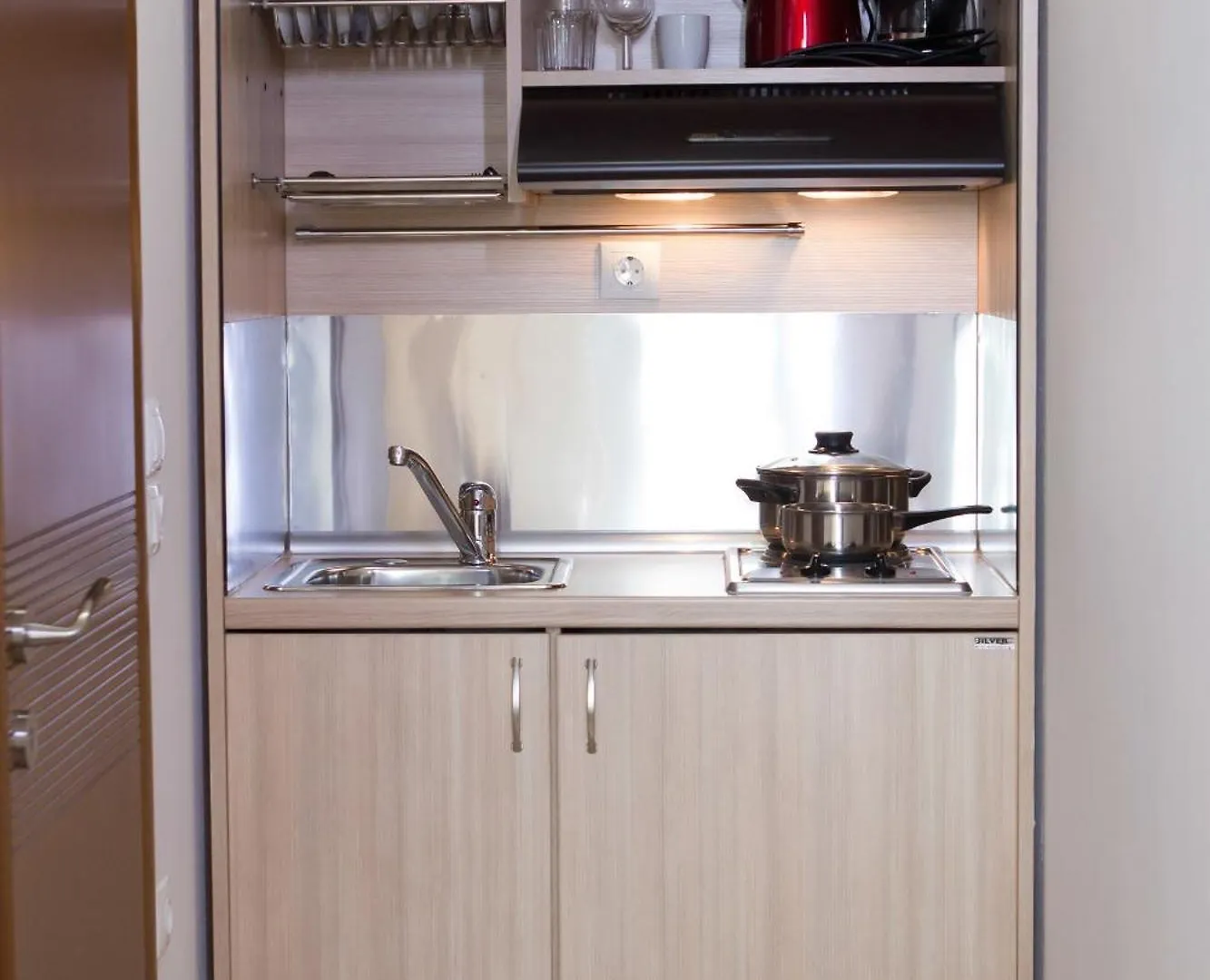 Polis Apartments Θεσσαλονίκη 0*,  Ελλάδα