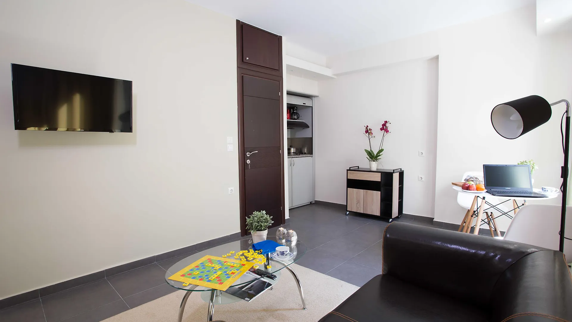 Polis Apartments Thessaloniki 0*,